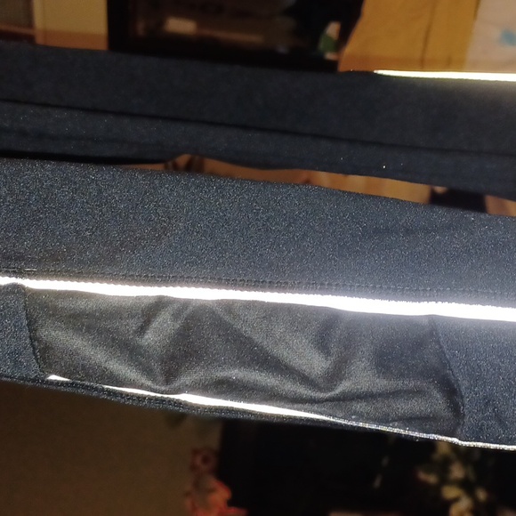 😁Jessica Simpson faux leather look warm up leggings - Picture 3 of 10